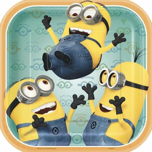 Despicable Me Minions Birthday Party Bundle for 8 - Picture 5 of 7